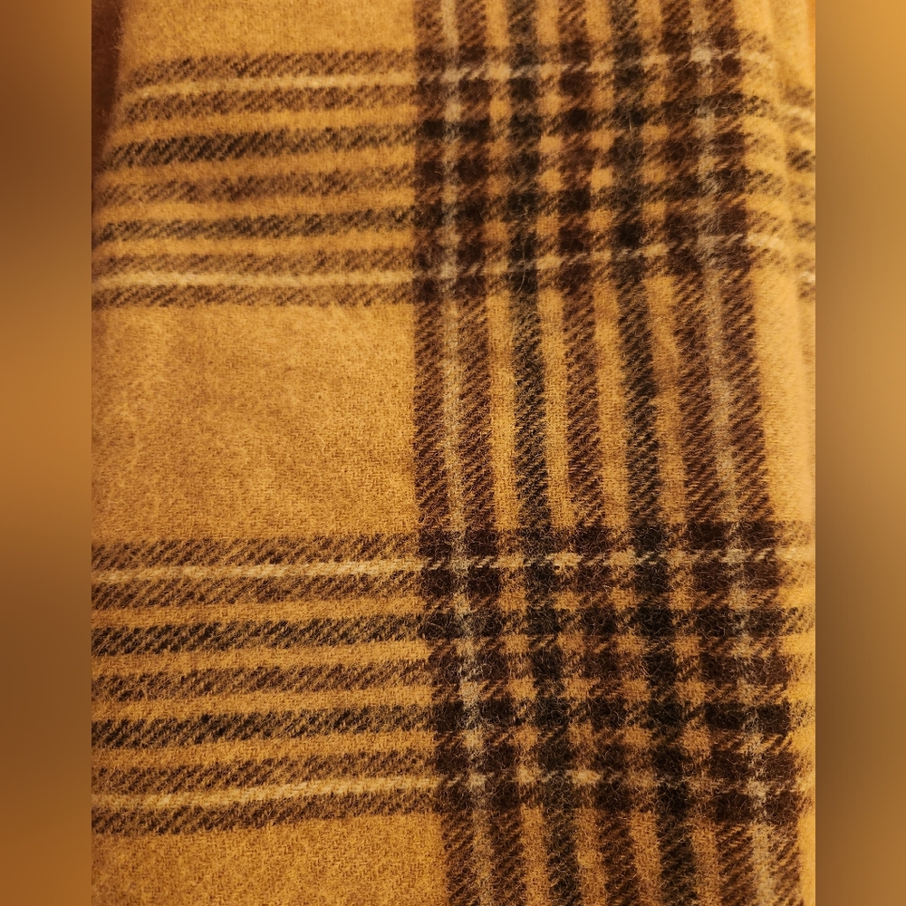 Fine Woollens Beige & Brown Plaid Lambs Wool Scarf Made In Scotland Unisex - Picture 3 of 9
